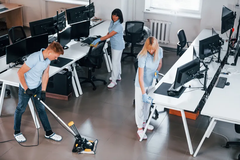 Büro- und Firmenreinigung durch das Team von AdriDuo